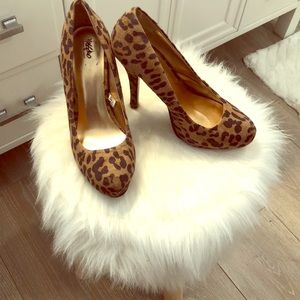 Leopard heels